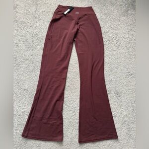 Oner Active SoftMotion Flared Bottoms Velvet Mocha